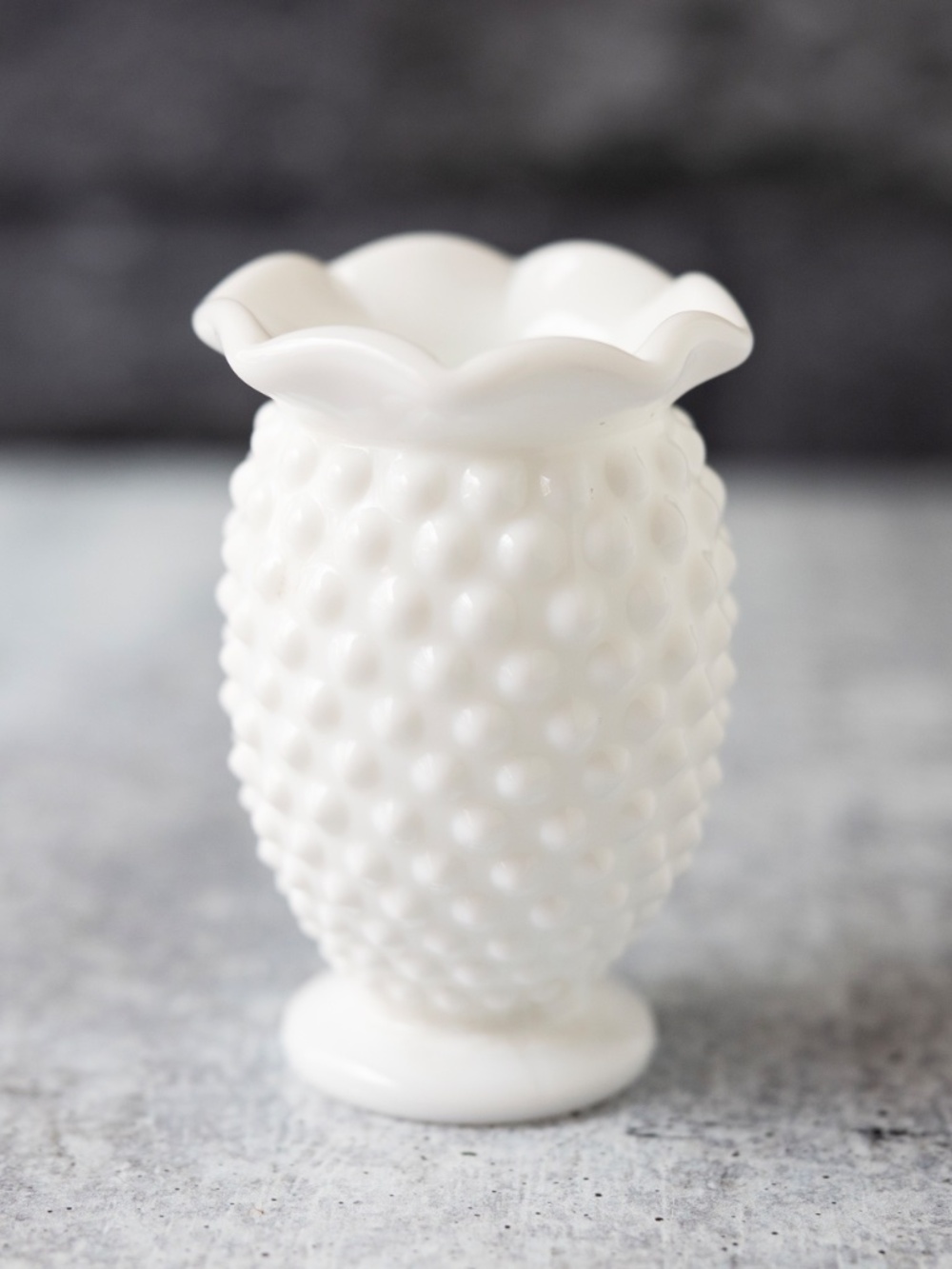 Vintage small white Fenton hobnail ruffled milk glass bud vase 3.75" tall - Picture 3 of 8